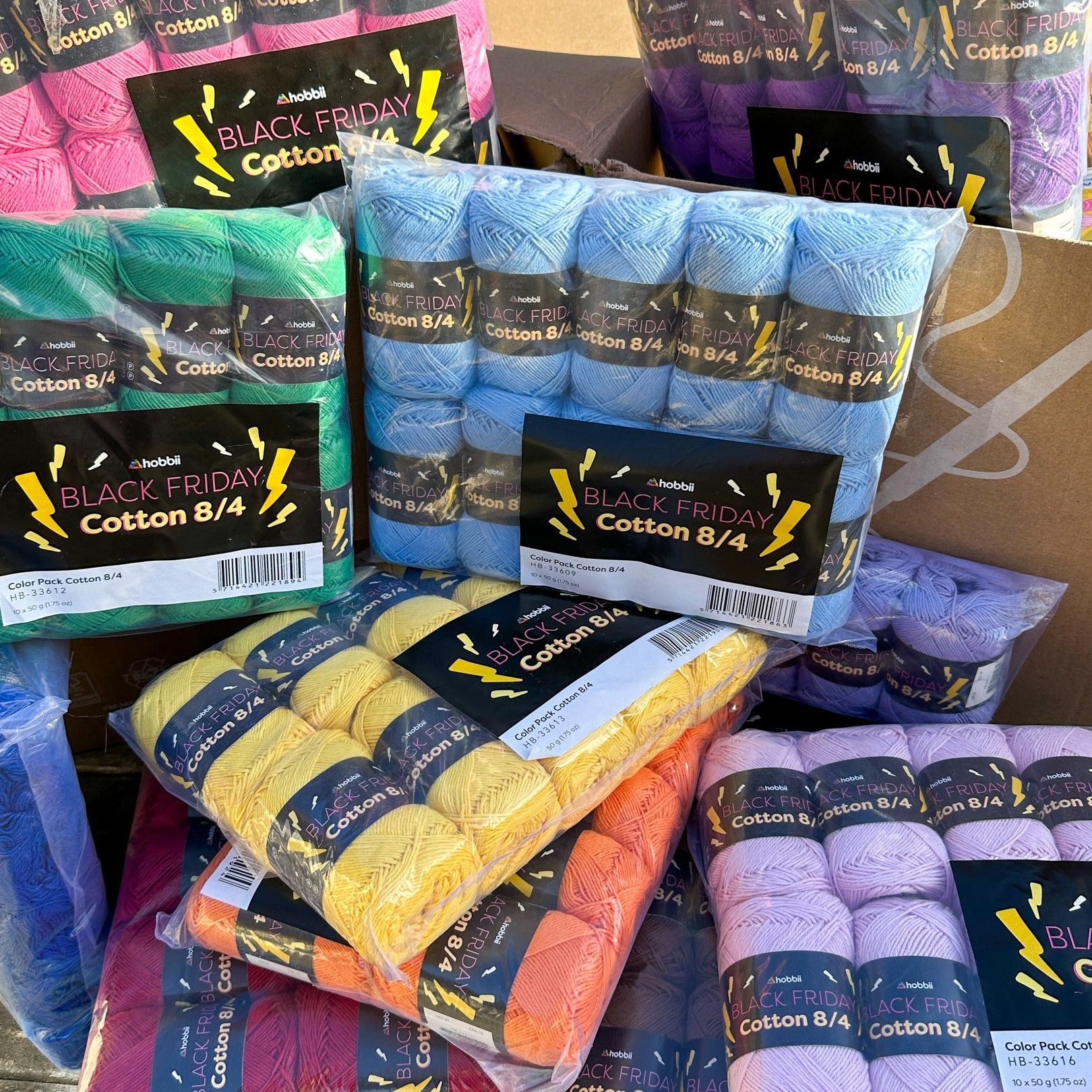 Black Friday Cotton 8/4 Color Pack (Limited Edition) photograph 2
