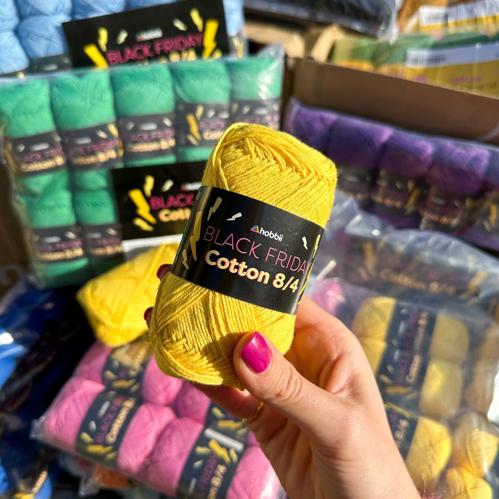 Black Friday Cotton 8/4 Color Pack (Limited Edition) photograph 4