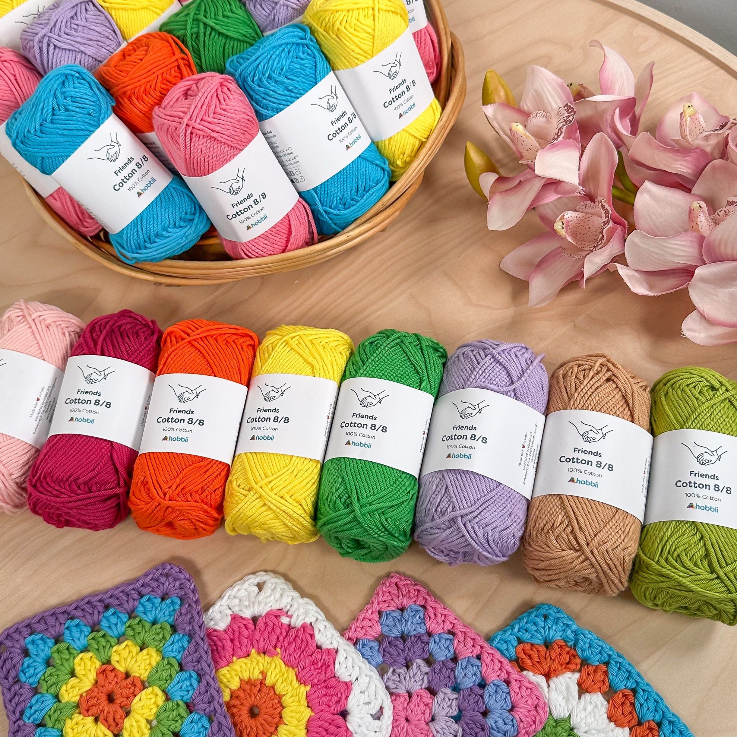 Friends Cotton 8/8 photograph 2