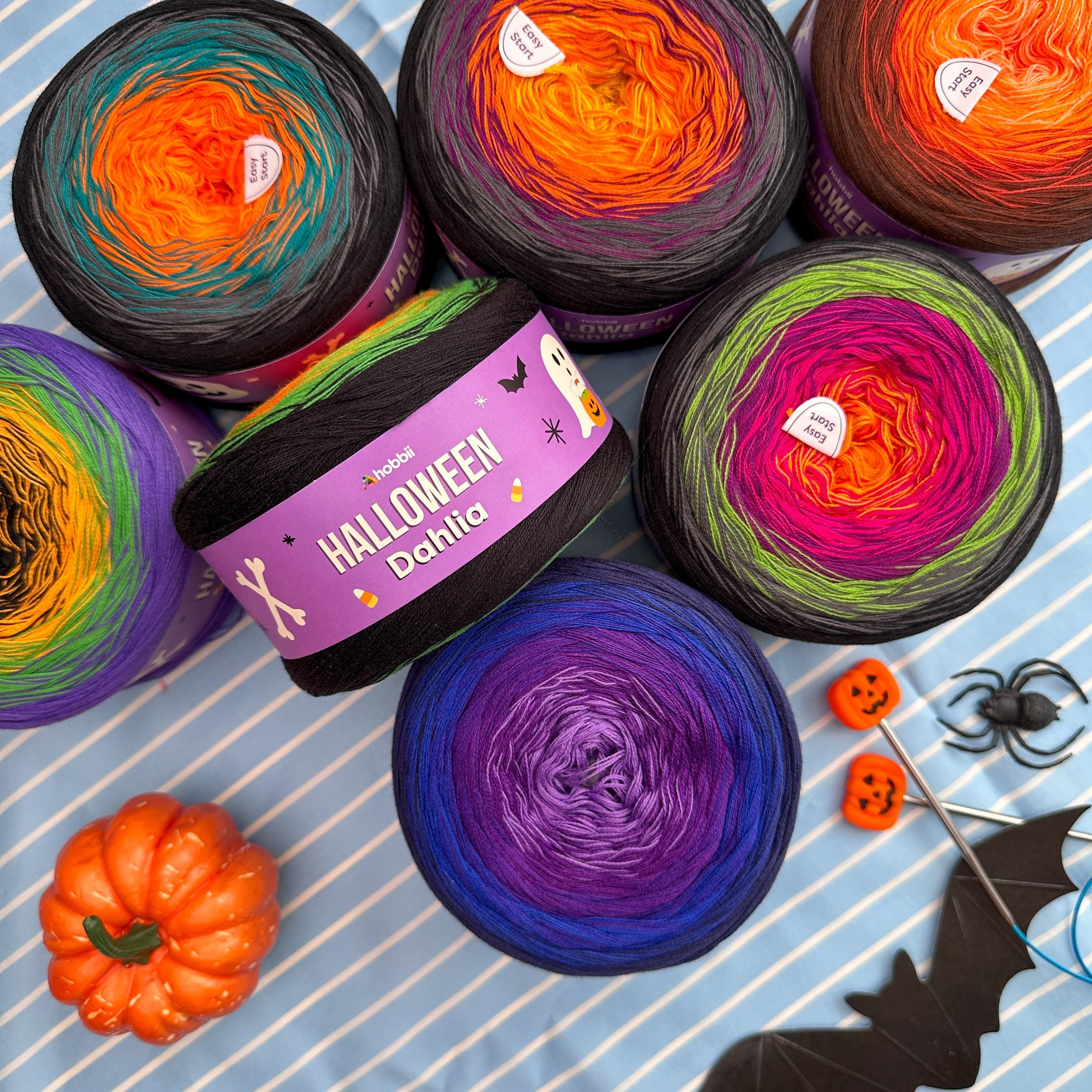 Dahlia Halloween (Limited Edition) photograph 2